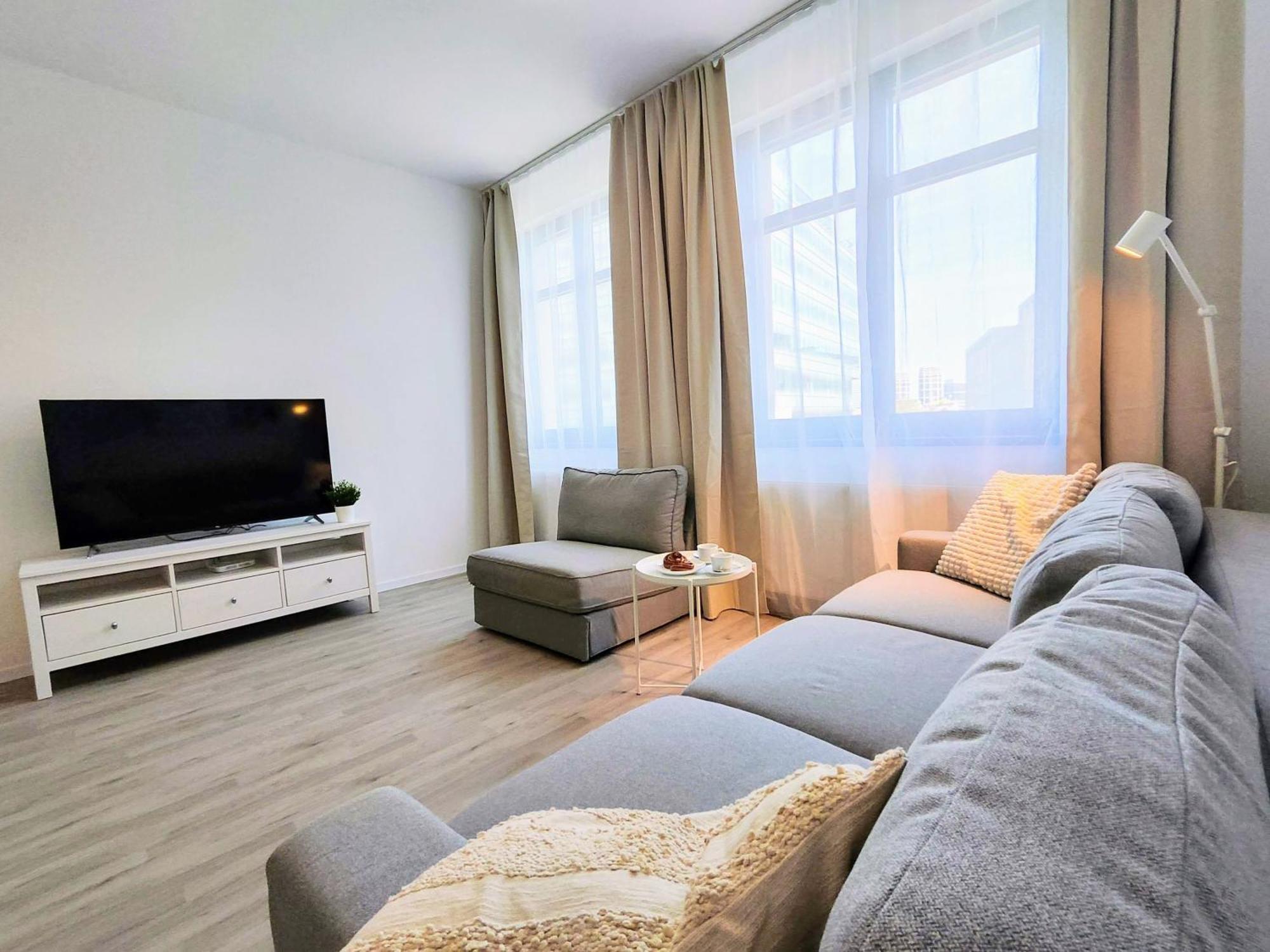 Cinnamon - Brand New - Presidential Garden - Air Conditioning - Free Parking Братислава Экстерьер фото